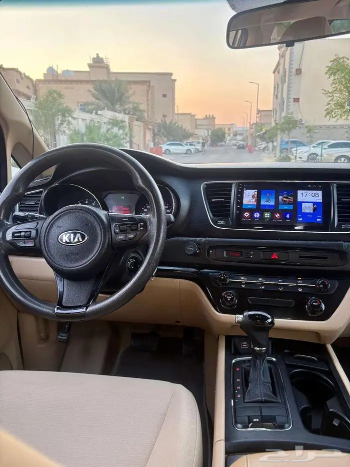 كيا كرنفال 2016 10