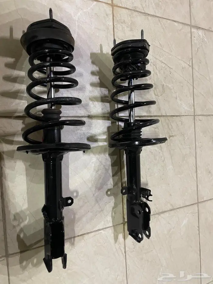 مساعدات خلفي كامري 2011 2