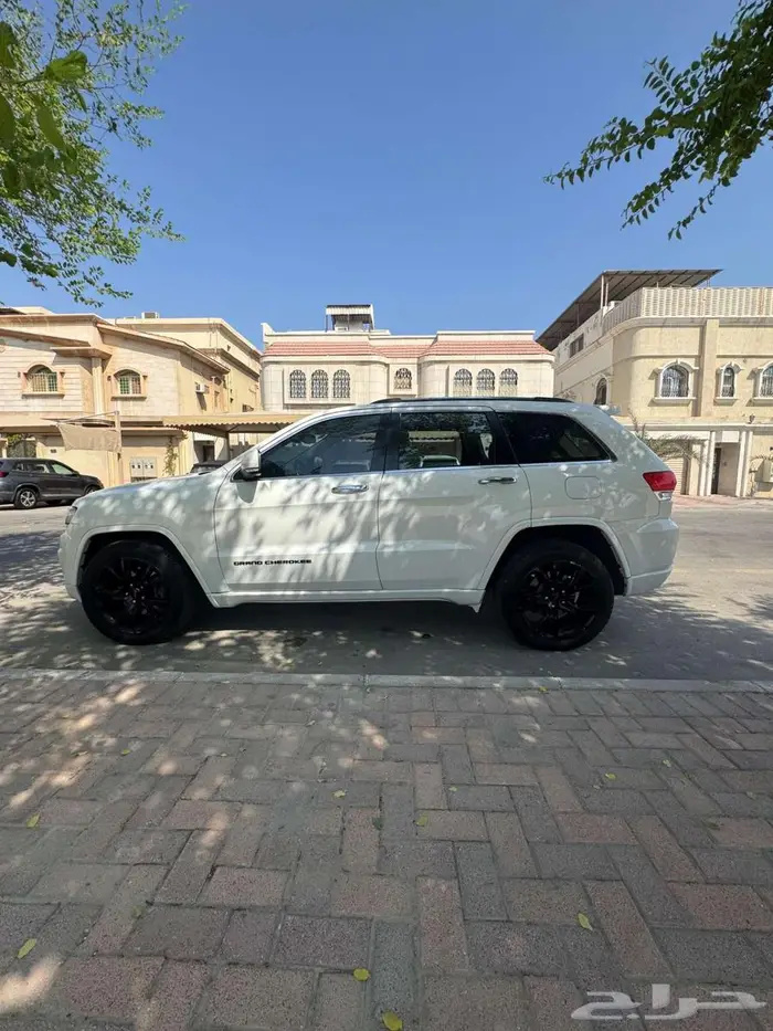 جيب جراند شيروكي jeep ليمتد 2015 4