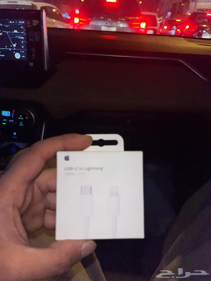 الشاحن الآيفون اصلي والسلك اصلي 0