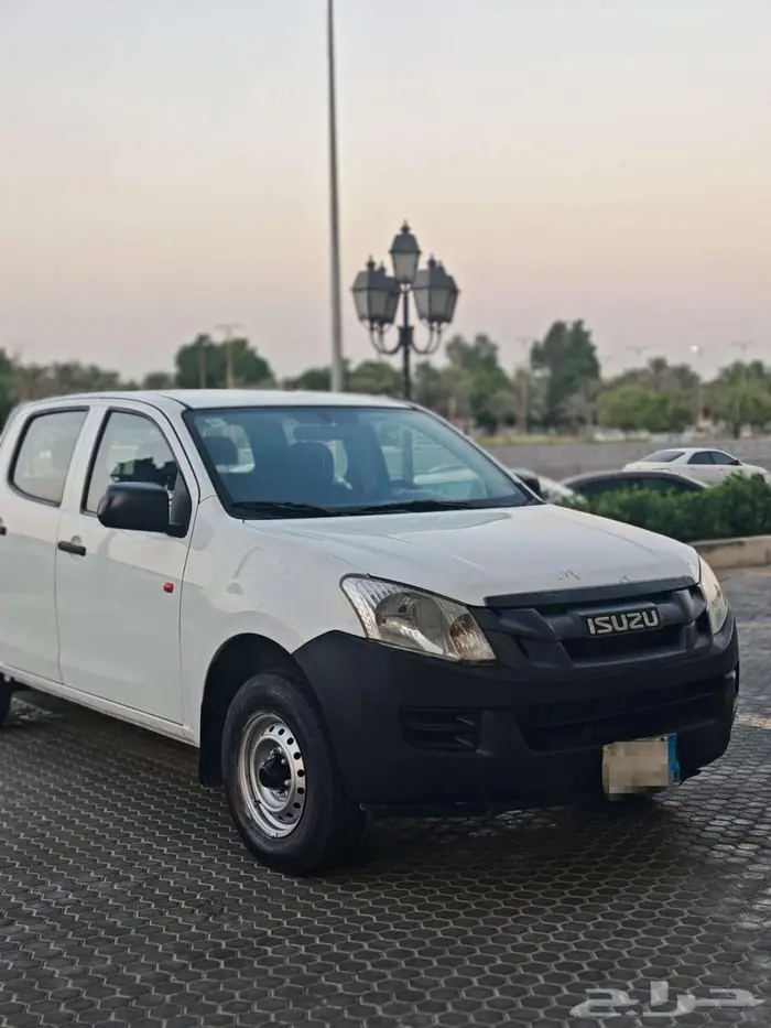 ايسوزو ديماكس ديزل 2015 4