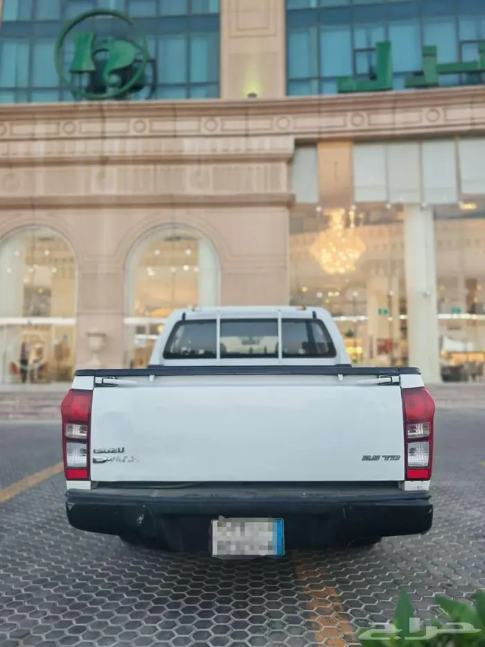 ايسوزو ديماكس ديزل 2015 9