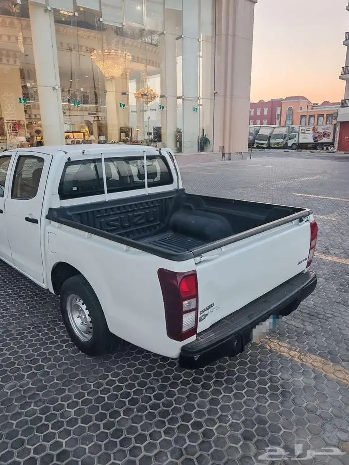 ايسوزو ديماكس ديزل 2015 8