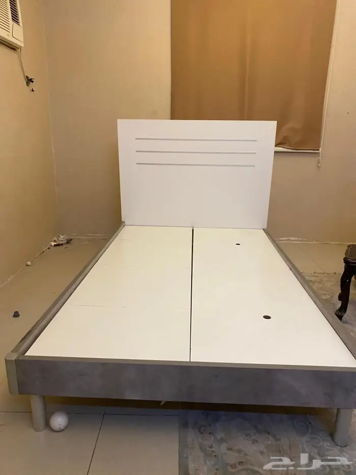 سرير للبيع 0