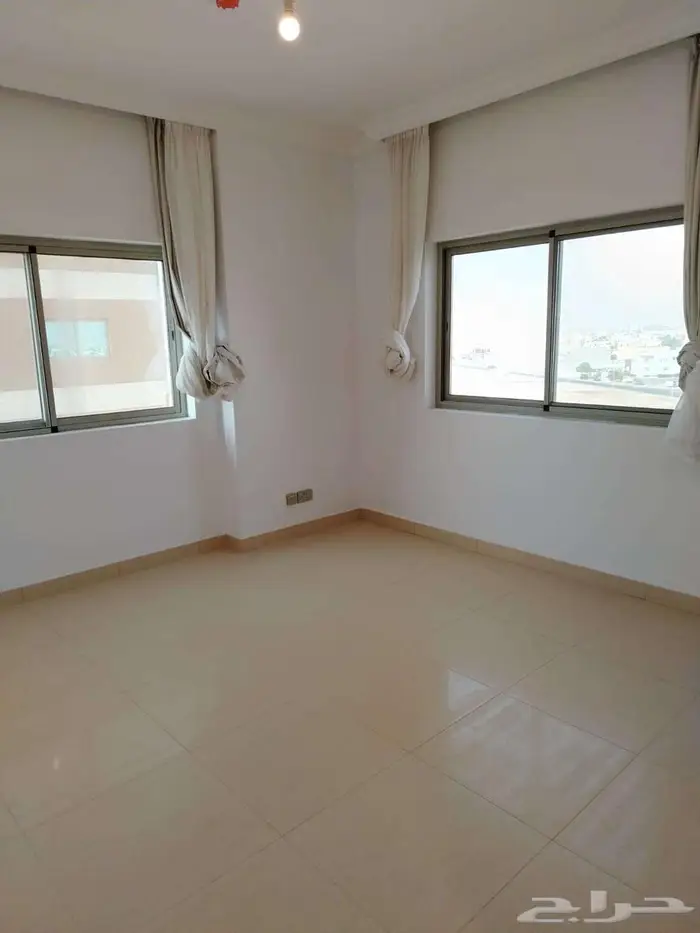 شقة فاخرة في ابراج الفارسي ابحر للبيع 8