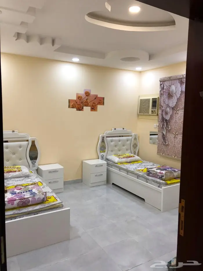 للايجار شقه مفروشه 3 غرف حي بريمان 2