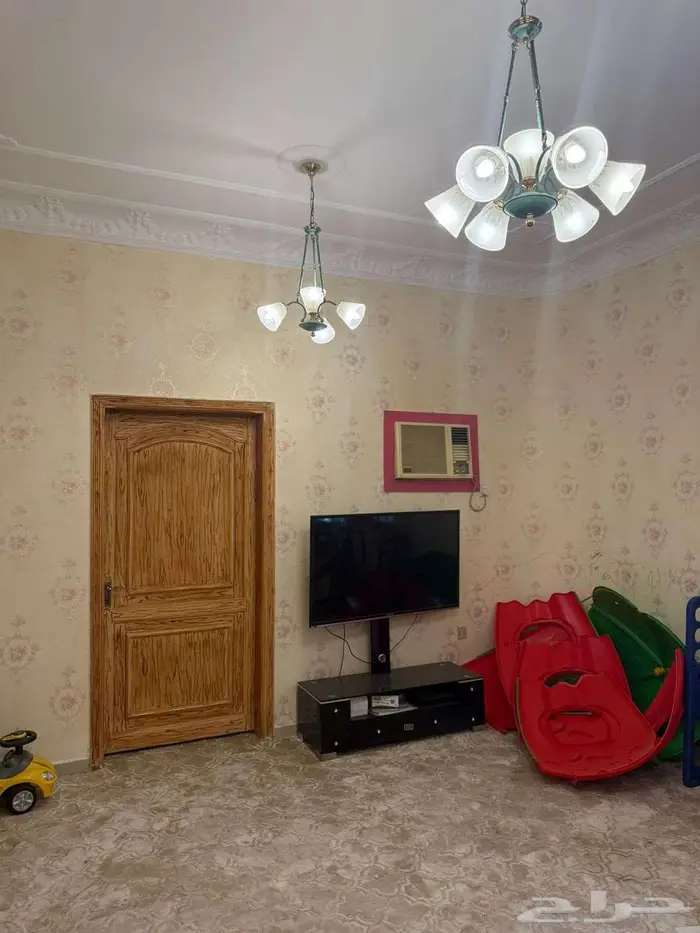 شقة 409 متر بموقع مميز فرررصة عقارية بحي الرحاب 5