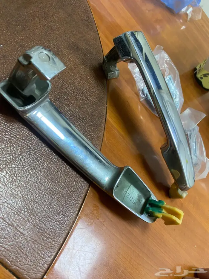 يدات باب كامري 2005 1