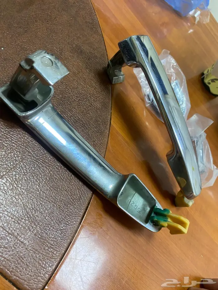 يدات باب كامري 2005 0