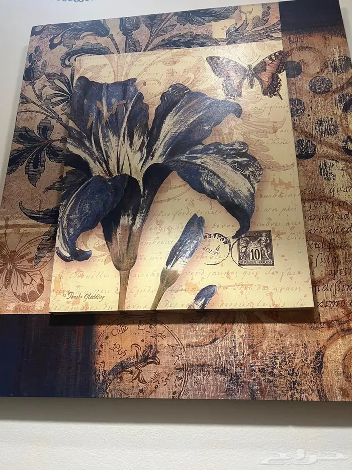 Pendant light and painting   carpet 9