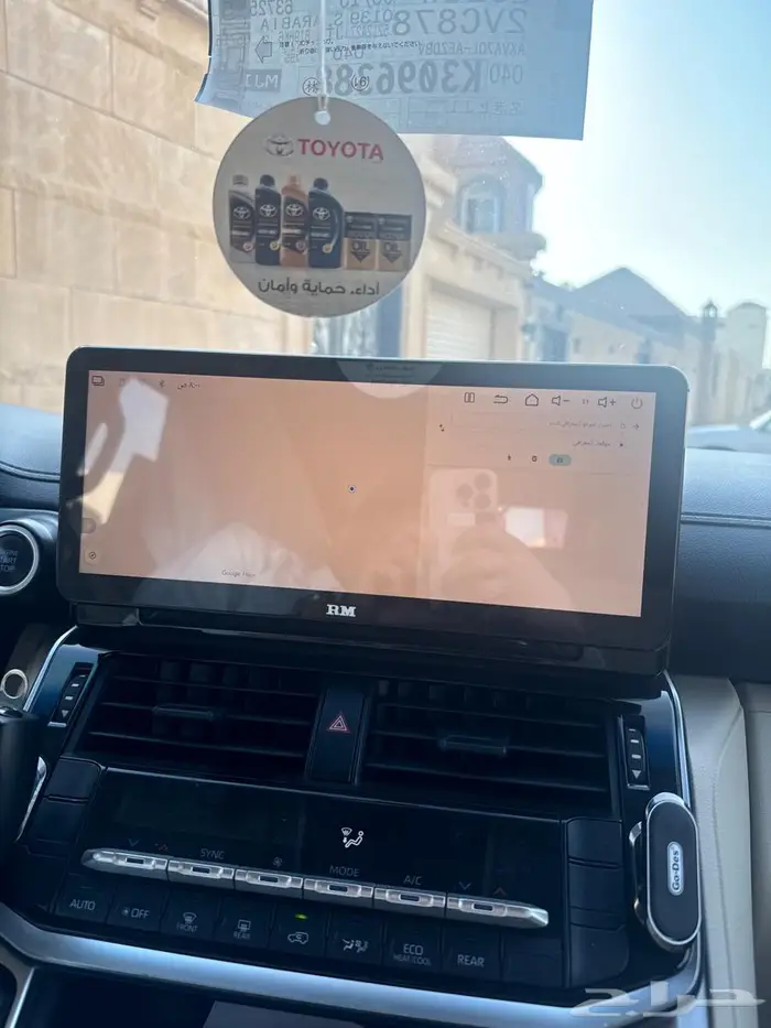 شاشة مسجل لاند كروزو موديل 2022 3