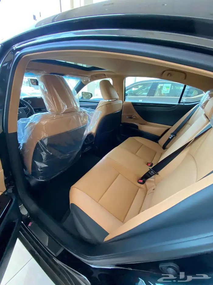 لكزس اي اس 250AAالموديل 2025 5