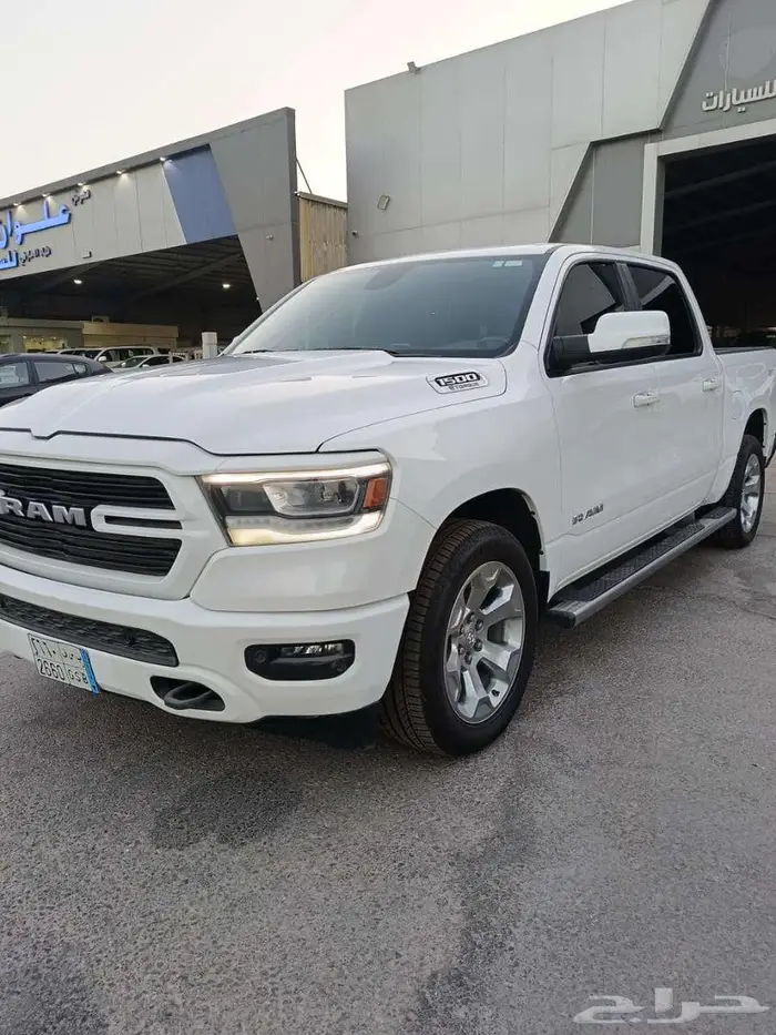 دودج رام 2021 بيج هورن 1