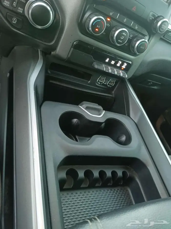 دودج رام 2021 بيج هورن 14