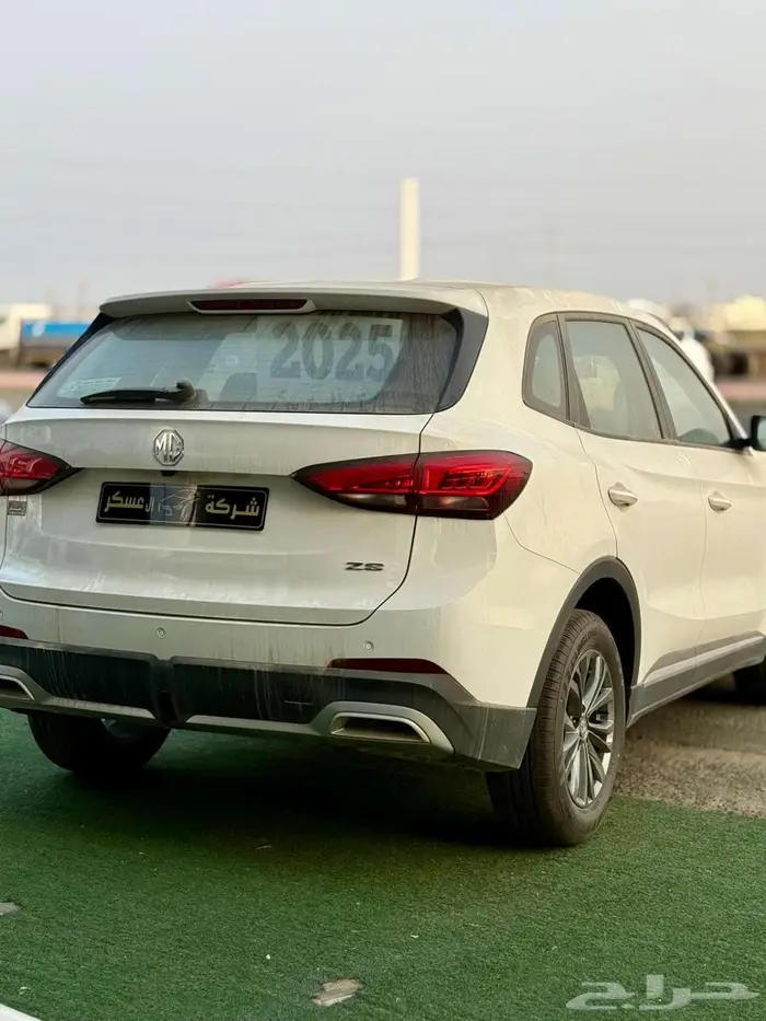 MG zs ستندر الشكل الجديد موديل 2025 4