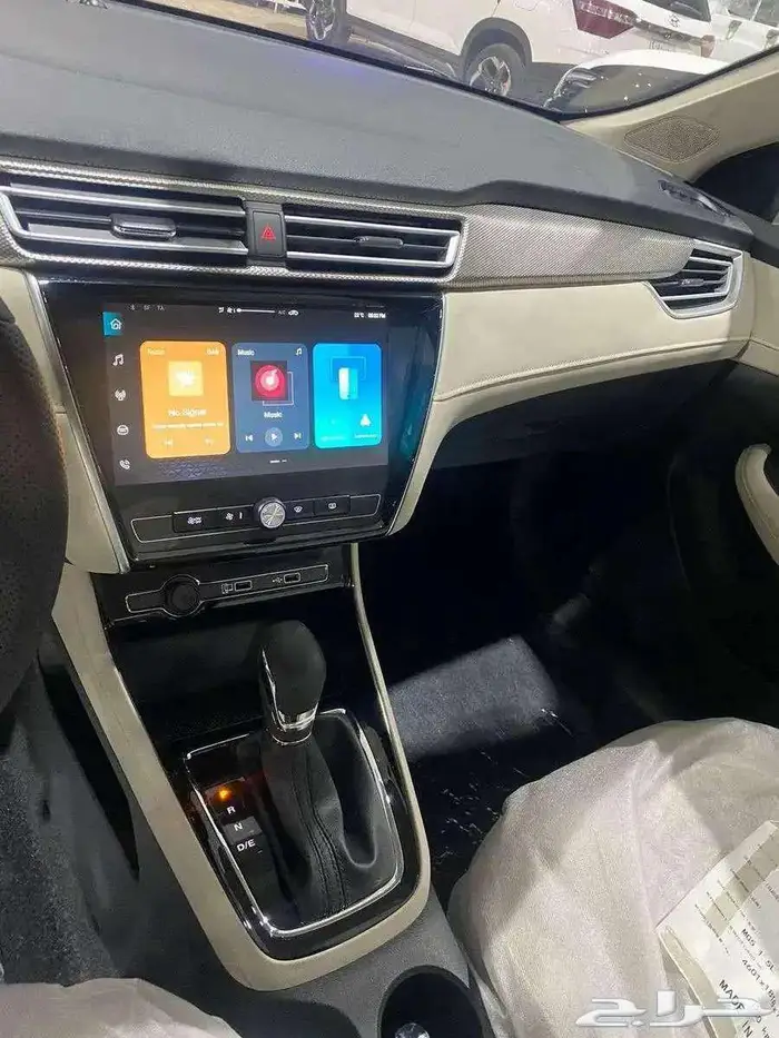 ام جي 5 الشكل القديم موديل 2025 أبيض -فضى -أسود 17