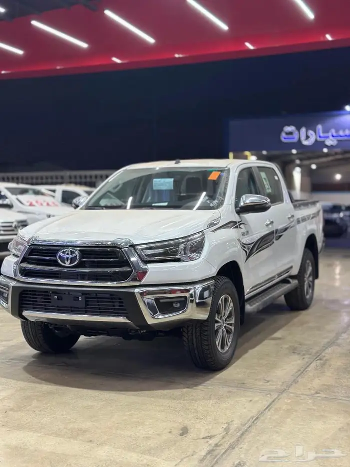 هايلوكس غمارتين ديزل SGLX اتوماتيك فل كامل موديل 2025 ا 1