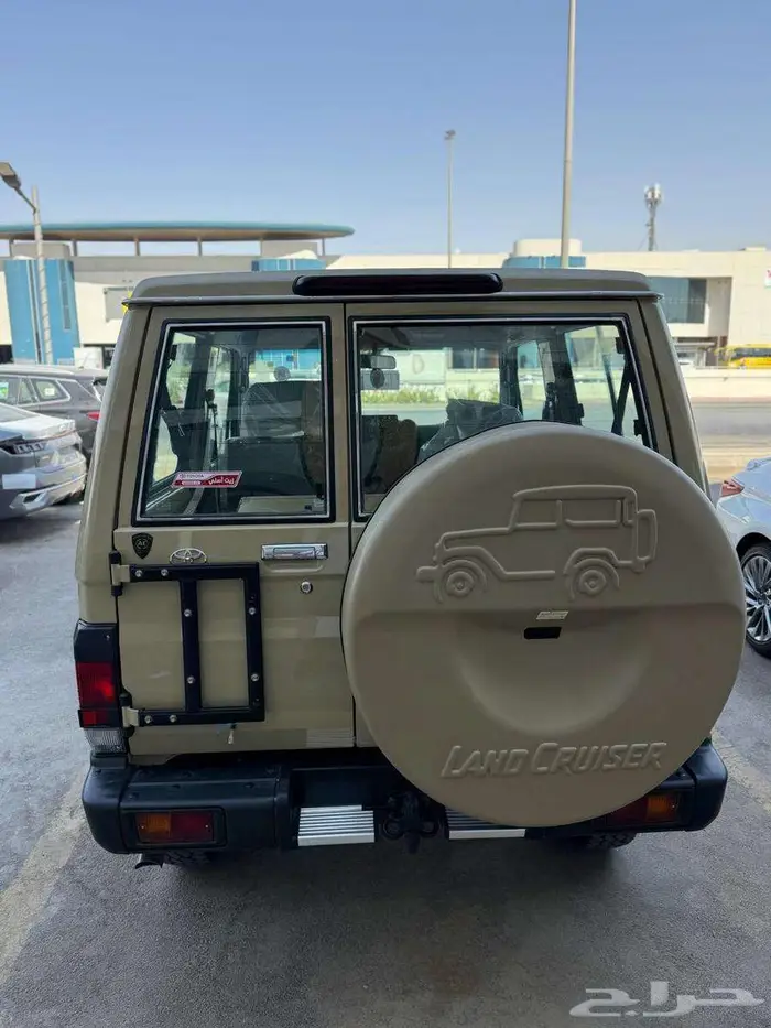 ربع مصندق فل كامل بنزين موديل 2024 3