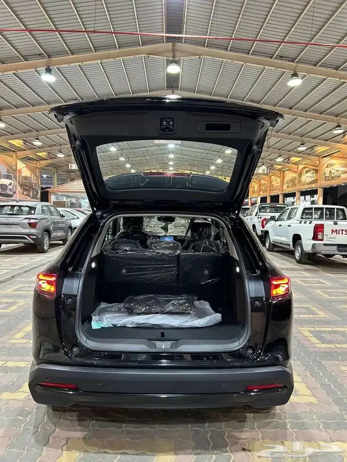 عرض خاص هوندا HR-V نص فل موديل 2025 سعودي استلام فوري 7