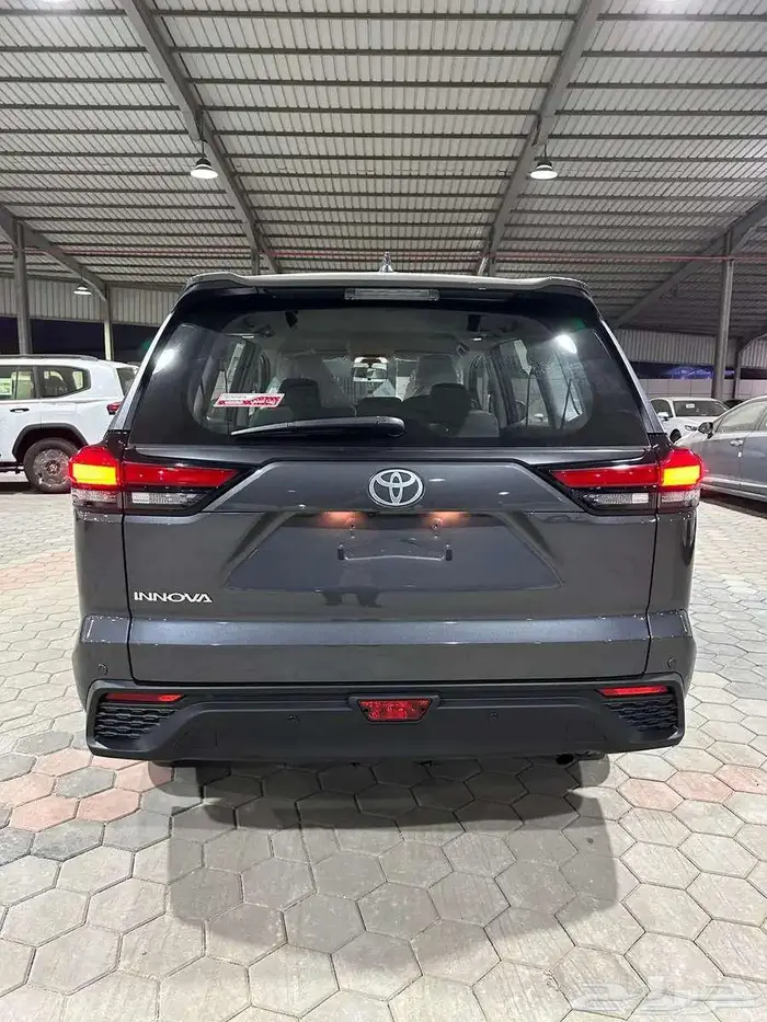 تويوتا انوفا جميع الفئات 4