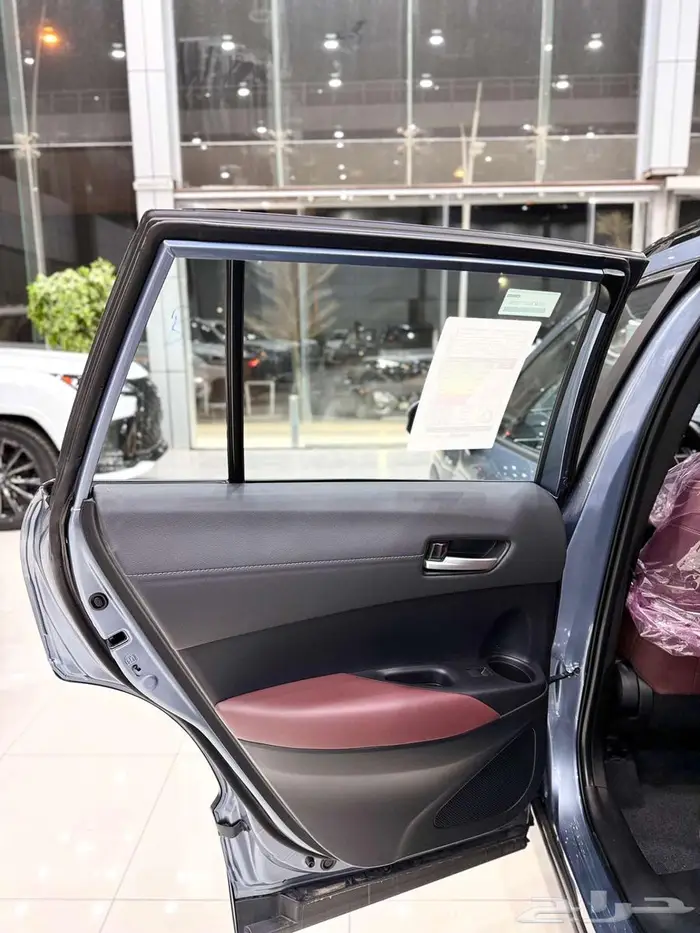 تويوتا كورولا كروس ( LTD فل كامل ) موديل 2025 أقل الأسعار 20