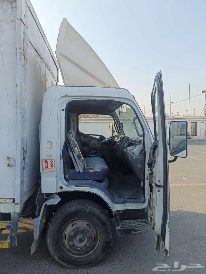 دينه مستوبيشي موديل 2006 للبيع 11