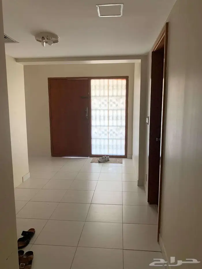 فيلا دور واحد بالحويلات للبيع( قريبة من جميع الخدمات) م537م2 9