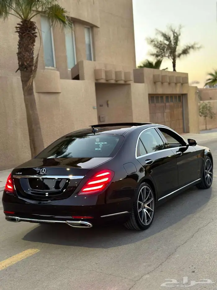 مرسيدس S450 أسود 2020 بدي وكالة عداد 84 ألف بحالة الوكالة. 17