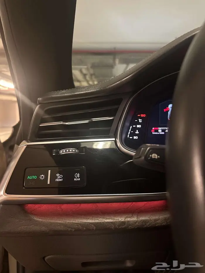 اودي Q8 بلاك اديشن اعلى مواصفات 25