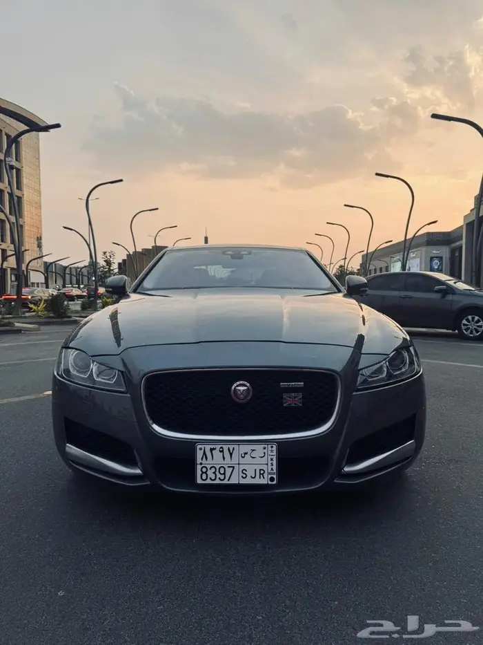 جاكوار XF 2018 فل كامل 6