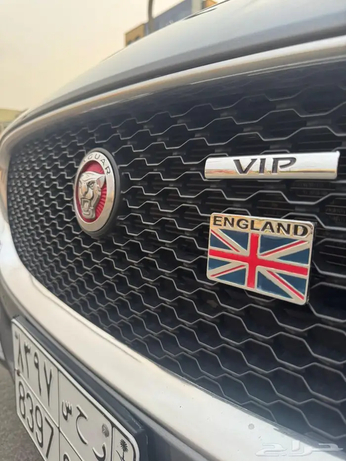 جاكوار XF 2018 فل كامل 8