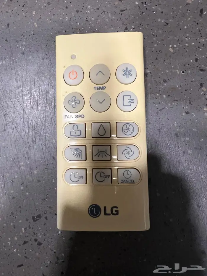 ريموت مكيف ال جي والثاني كلاسيك شغالين ميه بالميه 0