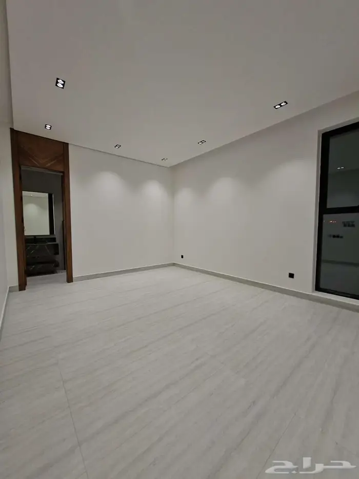 فيلا فاخرة للبيع في حي الصفا 2