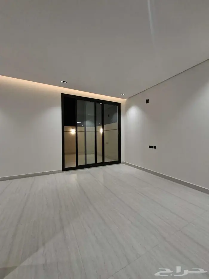 فيلا فاخرة للبيع في حي الصفا 24