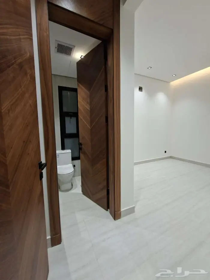 فيلا فاخرة للبيع في حي الصفا 31