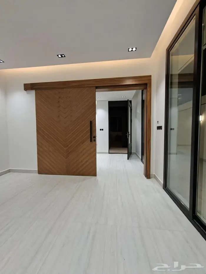 فيلا فاخرة للبيع في حي الصفا 22