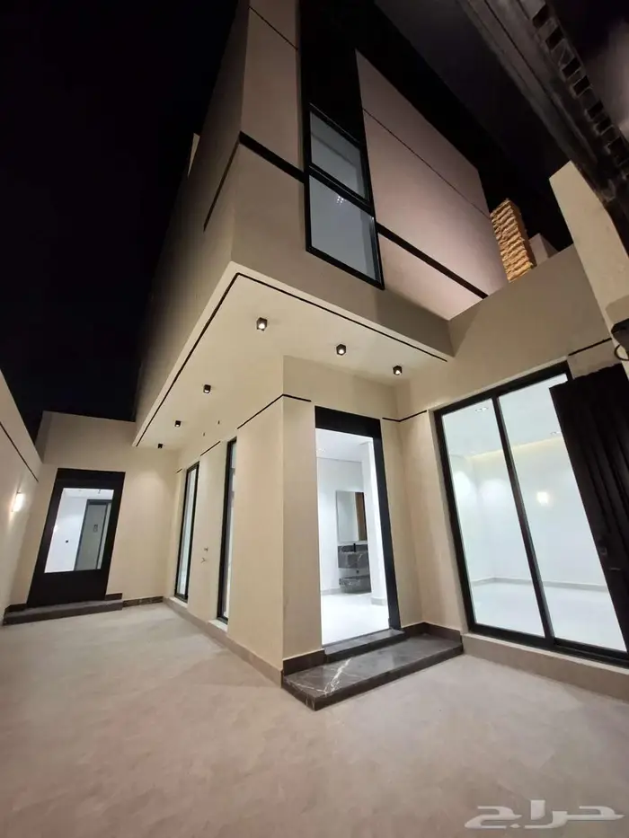 فيلا فاخرة للبيع في حي الصفا 0