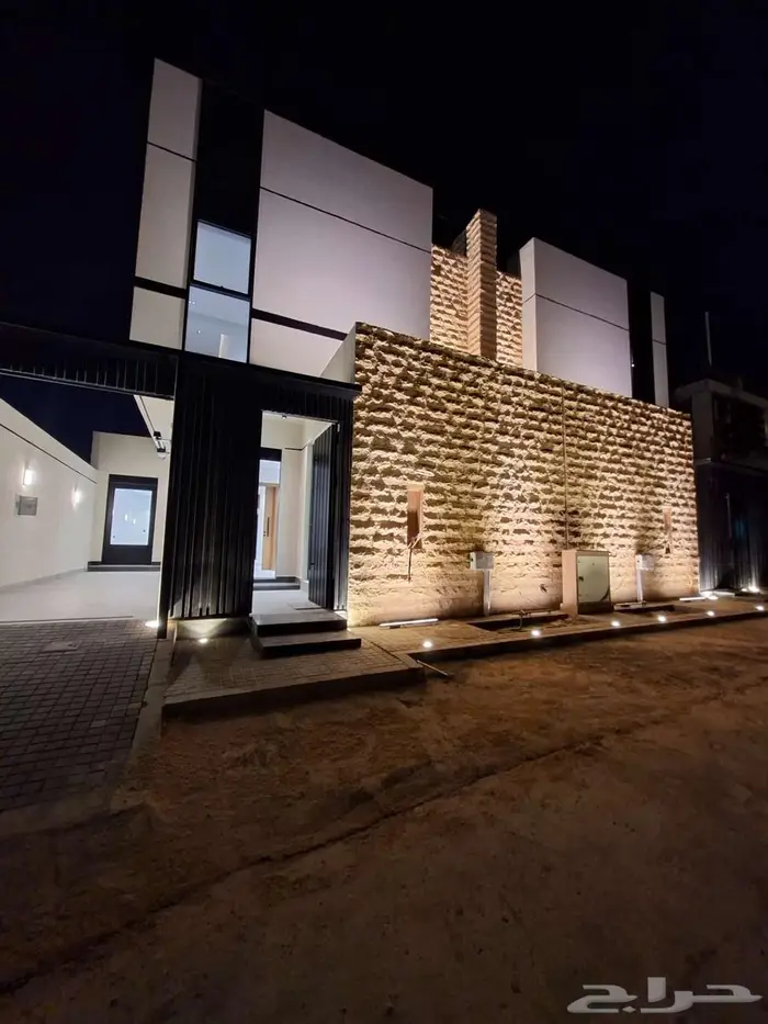 فيلا فاخرة للبيع في حي الصفا 43