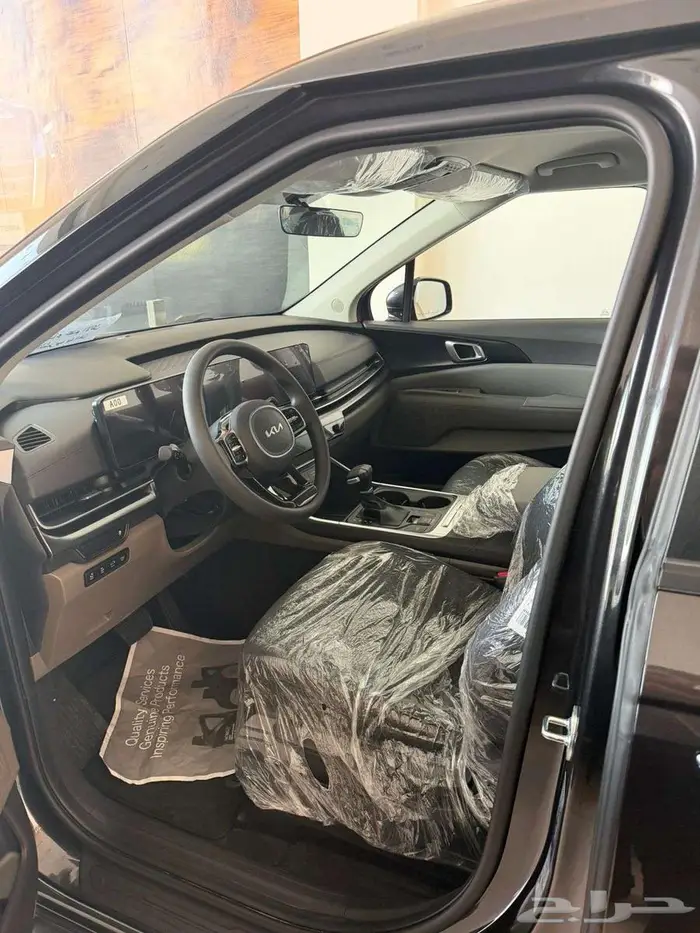 KIA - CARNIVAL - GL - 2025 4