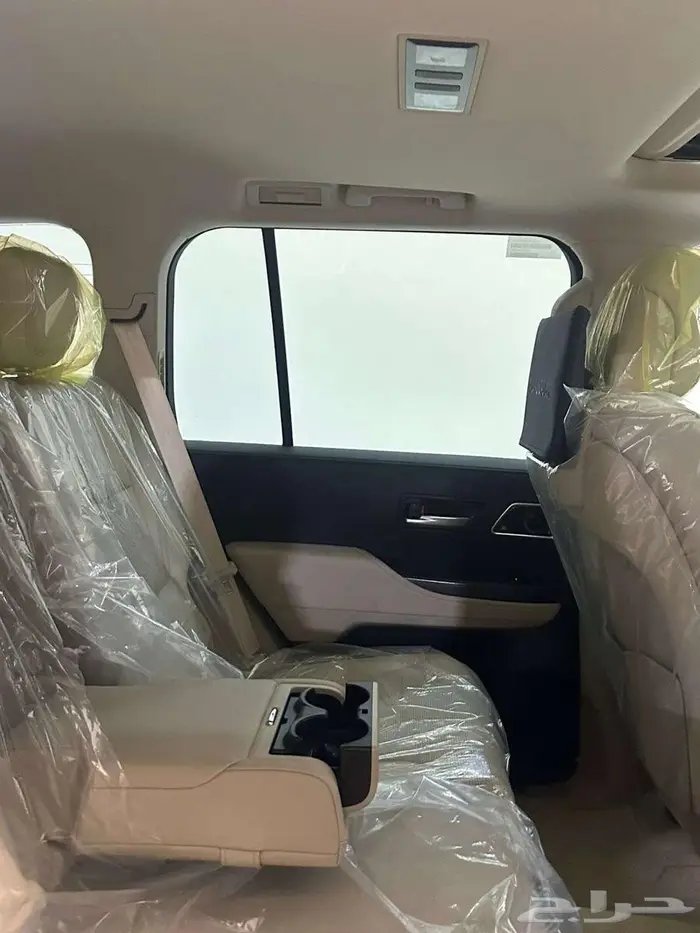 تويوتا لاند كروزر VX-R 2023 32