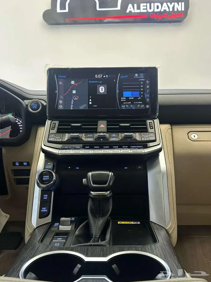 تويوتا لاند كروزر VX-R 2023 22