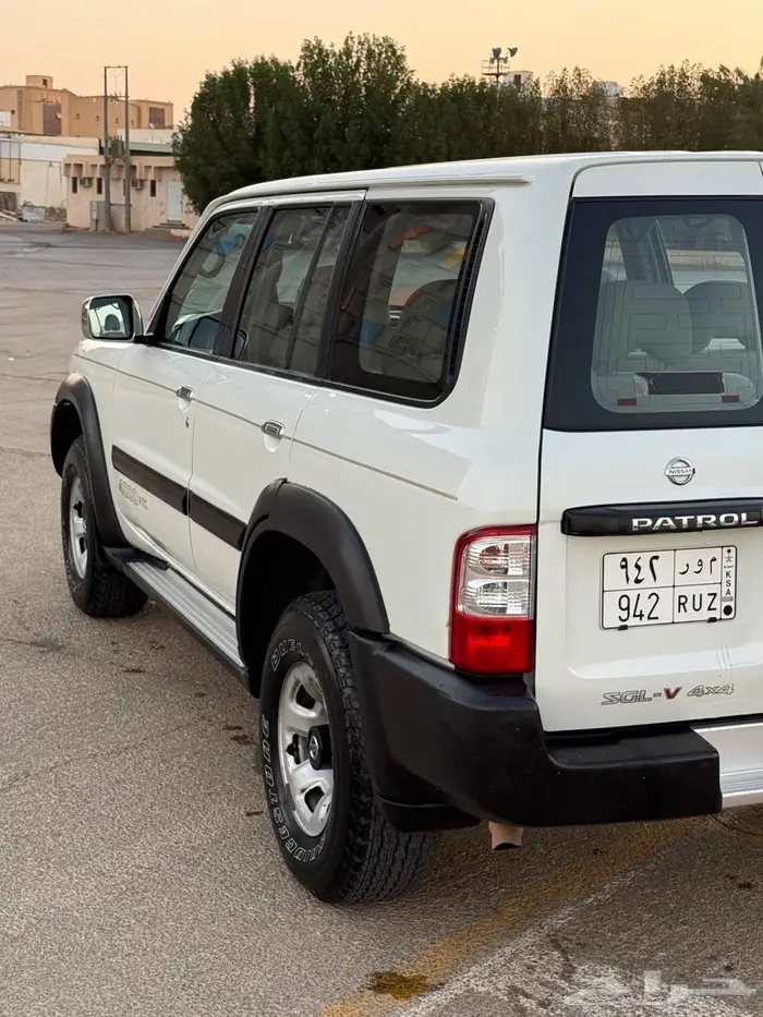 فتك 2004 ثلاجه مكيف مركزي قير عادي 0