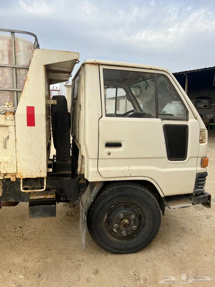 قلاب ديهاتسوا للبيع موديل 85 5