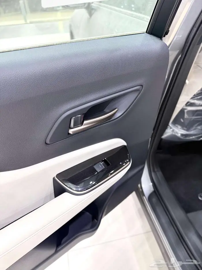 تويوتا كراون ( بريستيج ) موديل 2026 أقل الأسعار 23