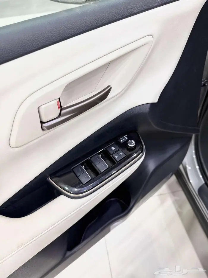 تويوتا كراون ( بريستيج ) موديل 2026 أقل الأسعار 21