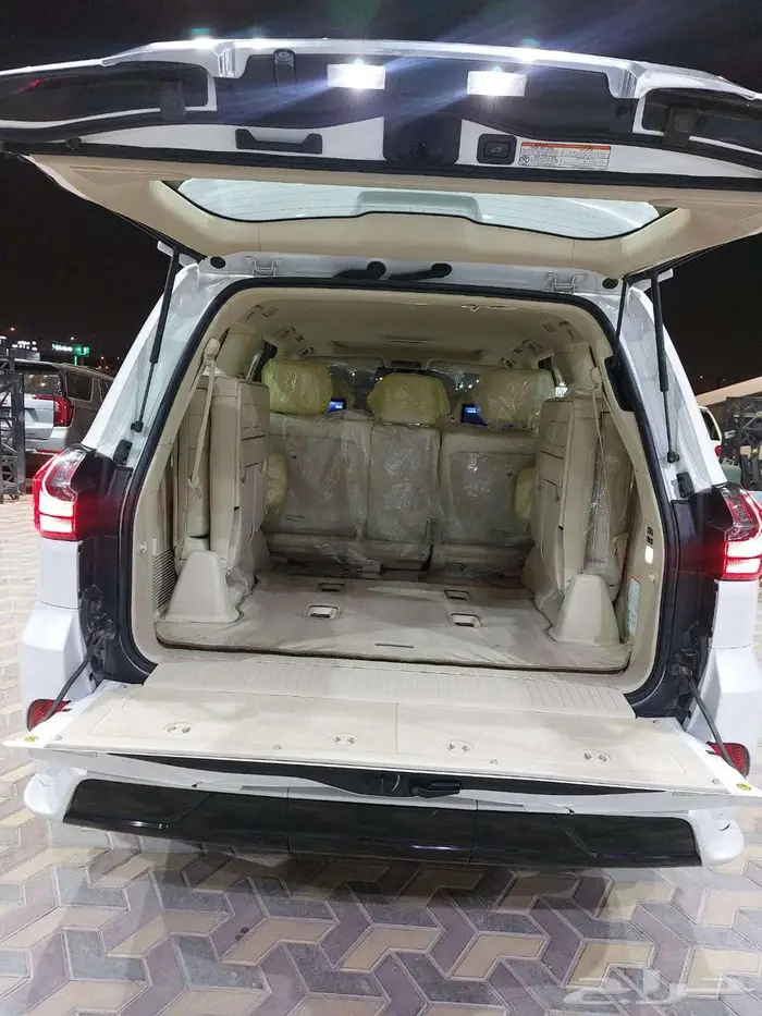 لكزس LX 570 S 2021 مستخدم بدي وكالة نظيييف 6