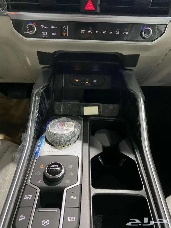 كيا سورينتو2024 استندر هايبرد بسعر خاص لدينا 10