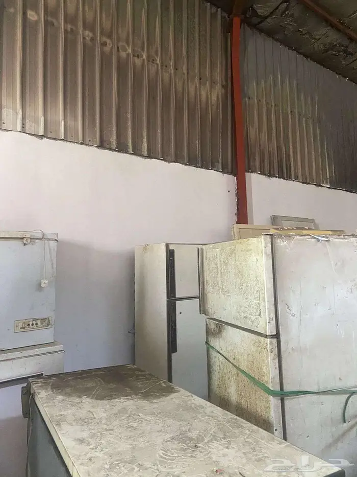 للبيع فريزرات ب احجام مختلفه 2