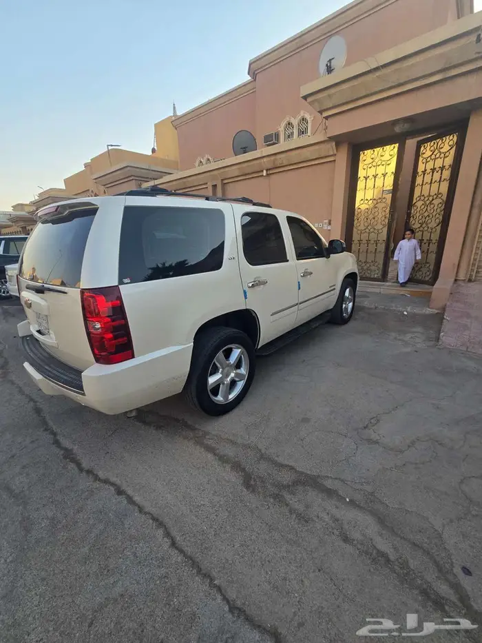 الرياض العزيزية 4