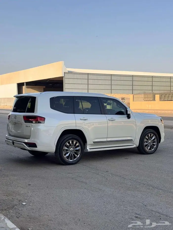 تويوتا جي اكس ار 2023 GXR ديزل رقم 3 7